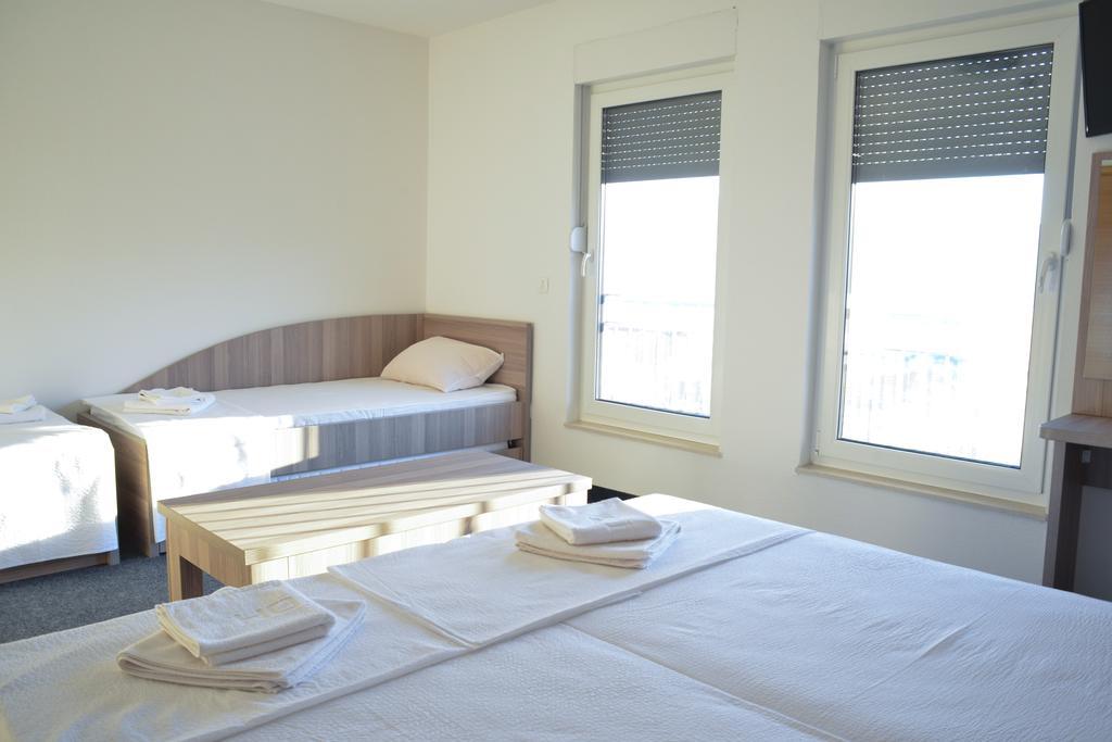 Hotel Rivero A&S Mostar Exterior photo