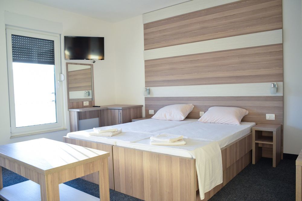 Hotel Rivero A&S Mostar Exterior photo